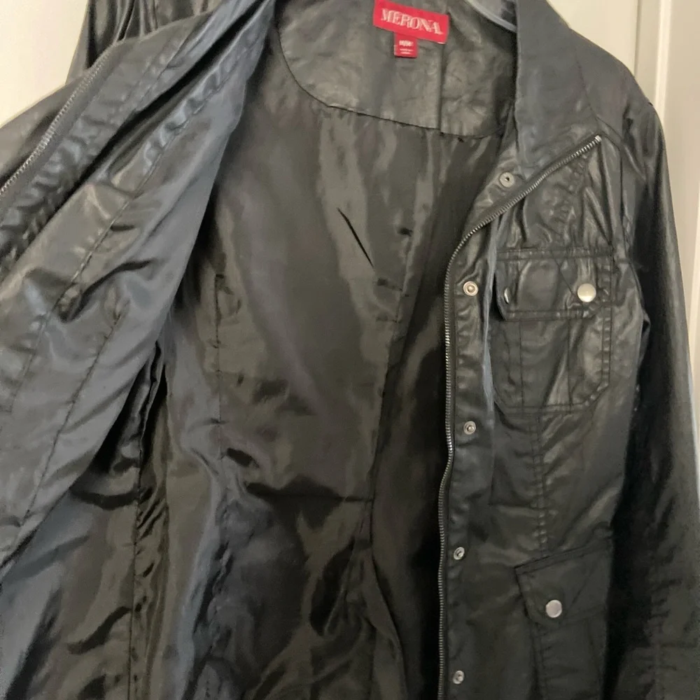 Black Moto Biker Jacket Lightweight Size Medium NWOT - Picture 4 of 8